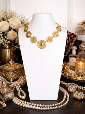 VINTAGE Gianni Versace Style Gold-tone Medusa Coin Runway Statement Necklace.
